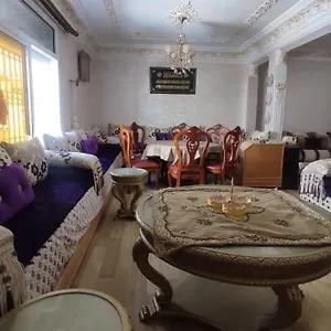 https://luxurious-modern-and-oriental-appartement.hotelfesmorocco.com